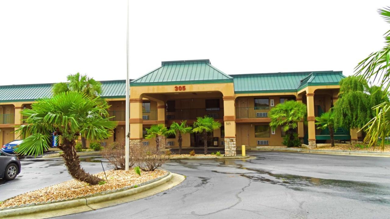 Super 8 By Wyndham Byron/south Macon Byron